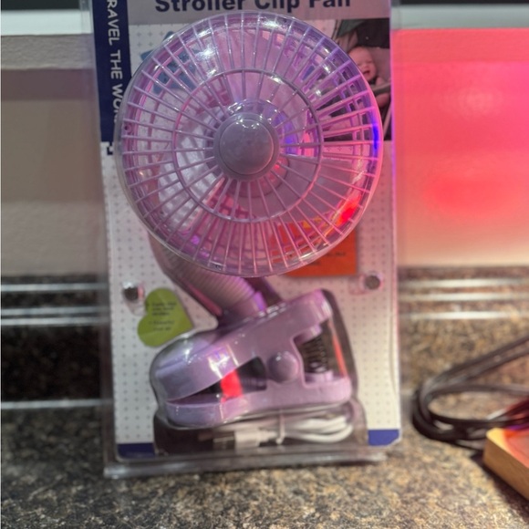 Purple Stroller Clip Fan - Picture 4 of 6